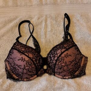 Elegant Lace Underwire Push-Up Bra